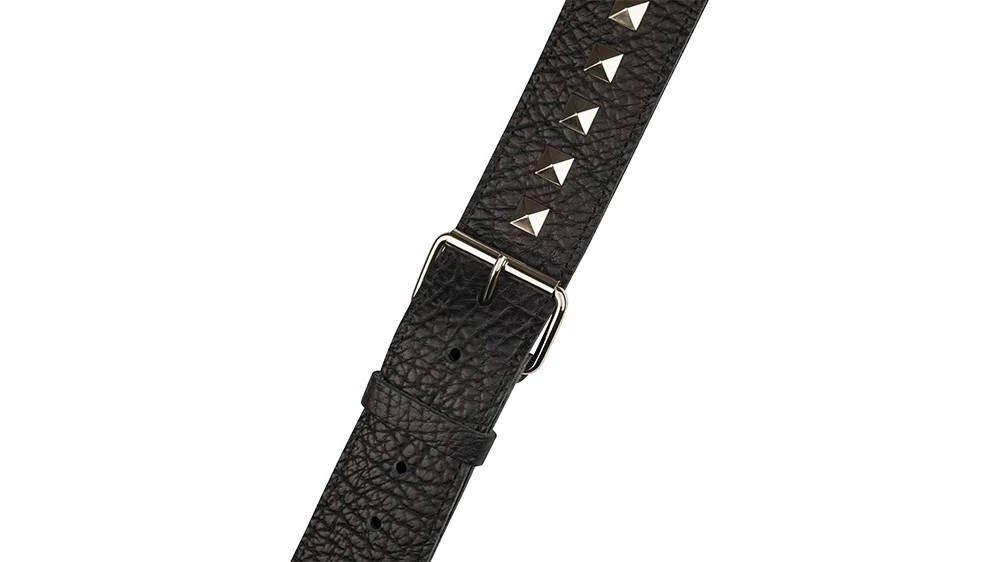 Jackson Metal Stud Leather Guitar Strap – Black, 2.5 Inch Wide, Adjustable Buckle, Shark Fin End – For Electric Guitar